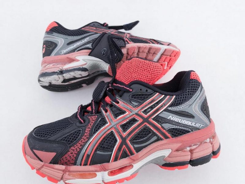 Взрыв энергии на каждом шагу: наш личный опыт с Asics Novablast – универсальные кроссовки, меняющие правила игры